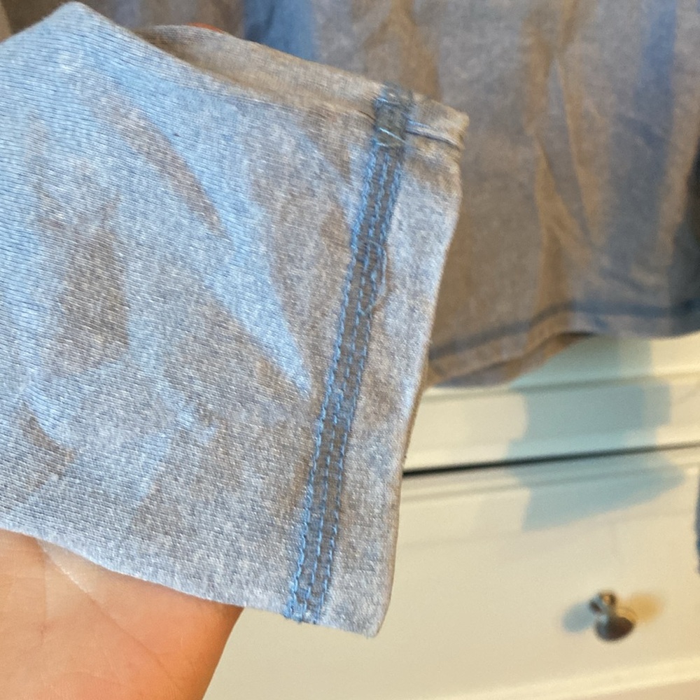 Blue top - Picture 5 of 5